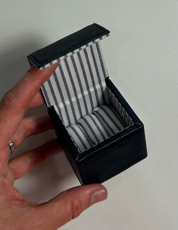 Self-Finishing Leather Ring Box